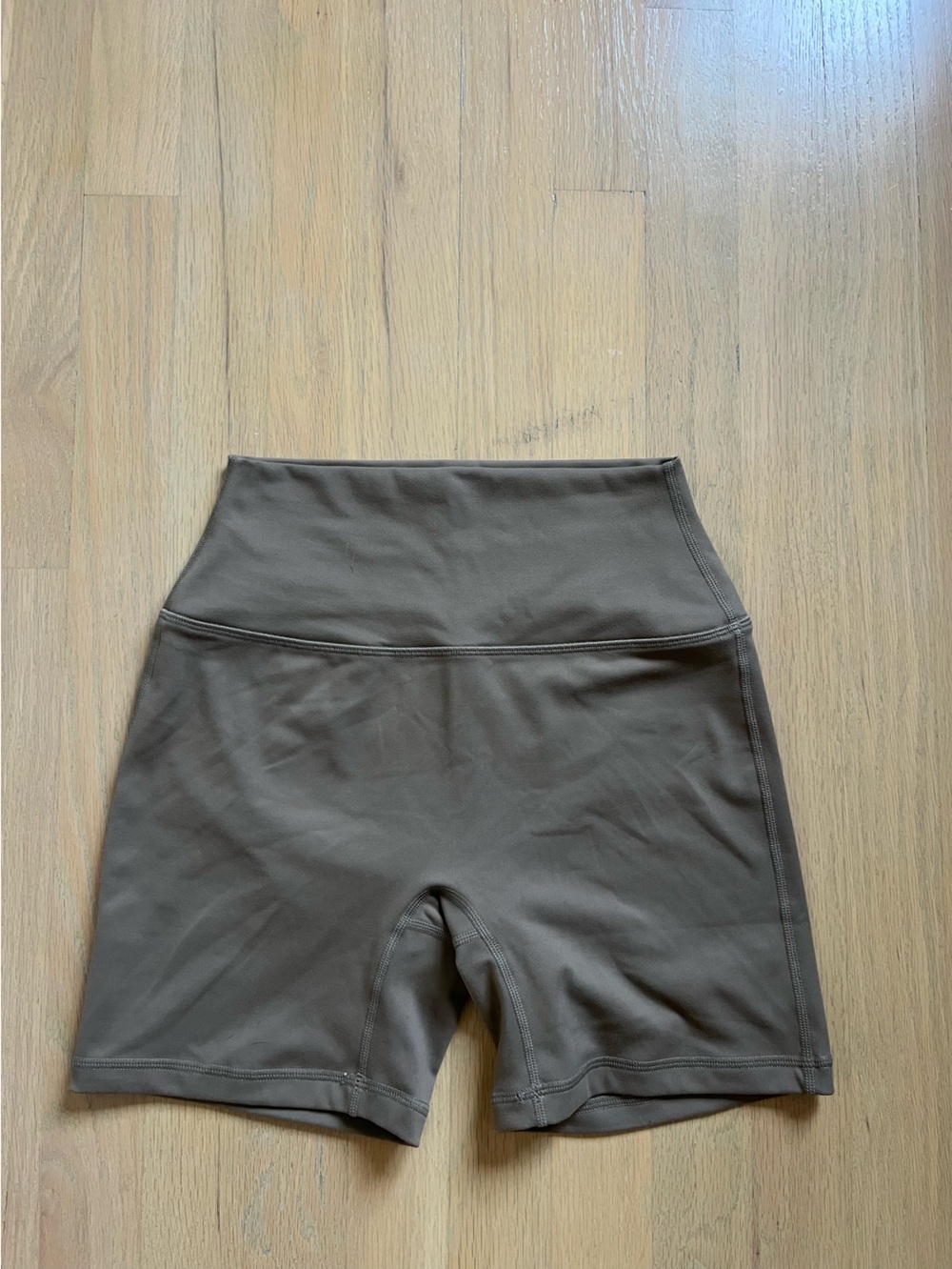 SET ACTIVE gym shorts - Taupe
